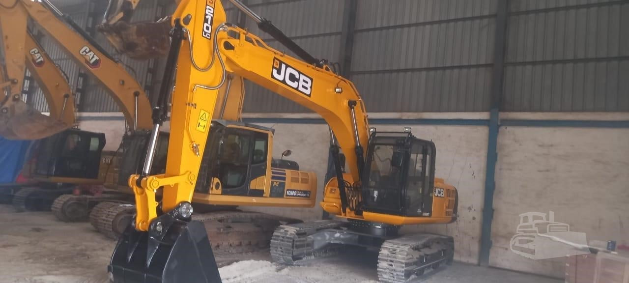 JCB JS210 LC - Pelle sur chenille: photos 1 JCB JS210 LC - Pelle sur chenille: photos 1