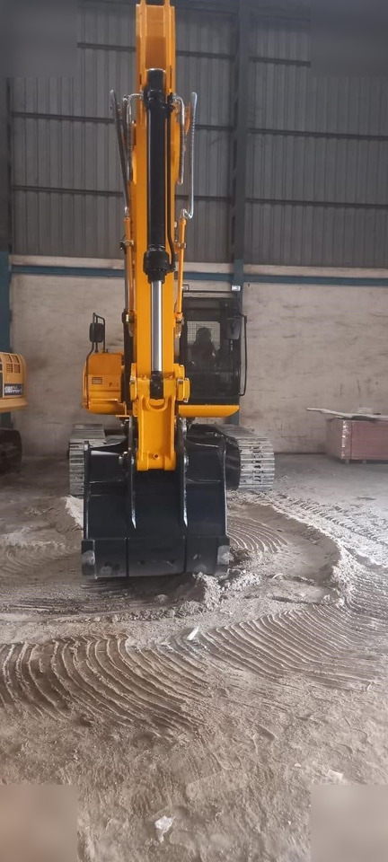 JCB JS210 LC - crédit-bail JCB JS210 LC: photos 9