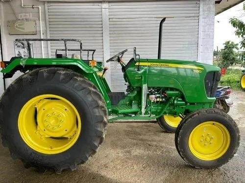 JOHN DEERE 5210 - Tracteur agricole: photos 1 JOHN DEERE 5210 - Tracteur agricole: photos 1