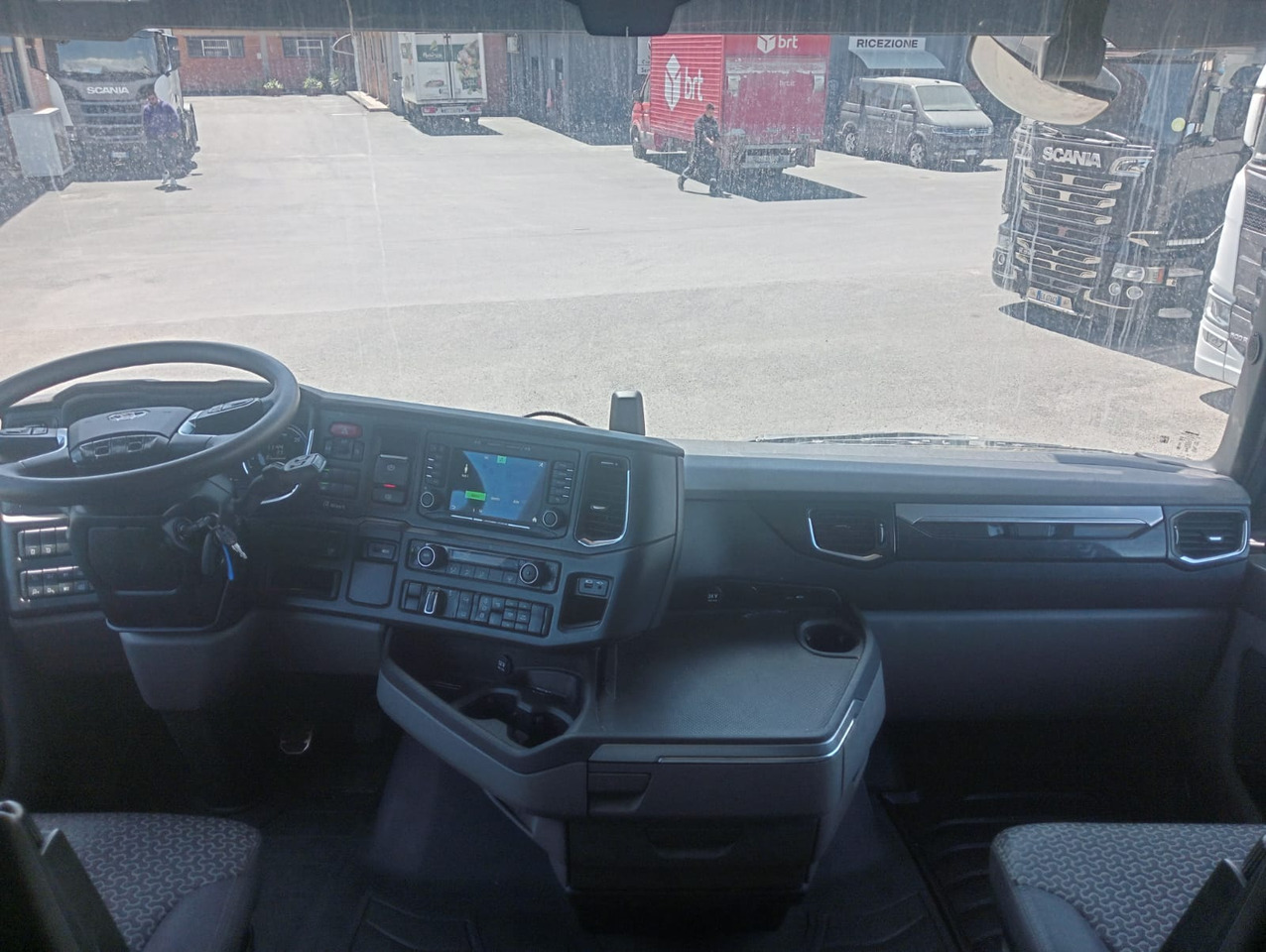 SCANIA S520 A4X2NB - Tracteur routier: photos 5 SCANIA S520 A4X2NB - Tracteur routier: photos 5