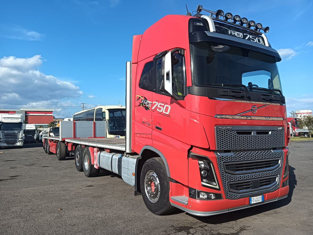 Camion plateau VOLVO FH16 750: photos 17