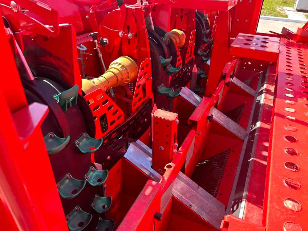 Grimme PRIOS 440 - Matériel de récolte: photos 2 Grimme PRIOS 440 - Matériel de récolte: photos 2