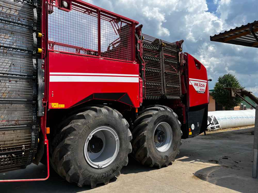 Grimme REXOR 6300 Platinum - Matériel betteravier: photos 2 Grimme REXOR 6300 Platinum - Matériel betteravier: photos 2