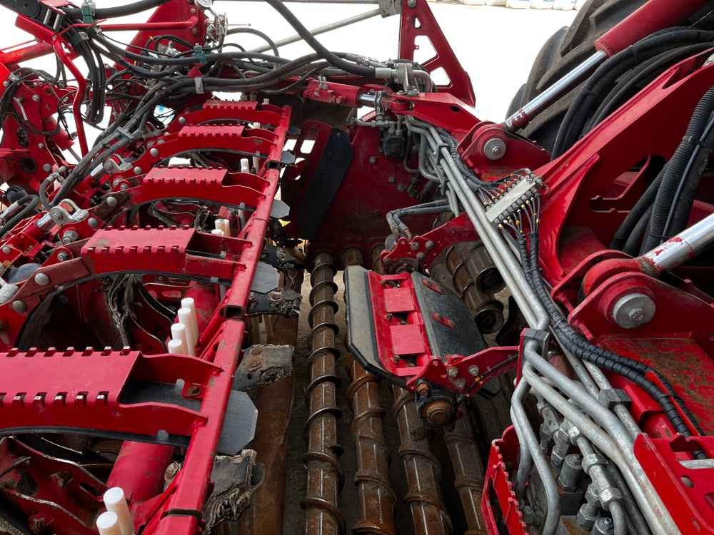 Grimme REXOR 6300 Platinum - Outils du sol: photos 5 Grimme REXOR 6300 Platinum - Outils du sol: photos 5