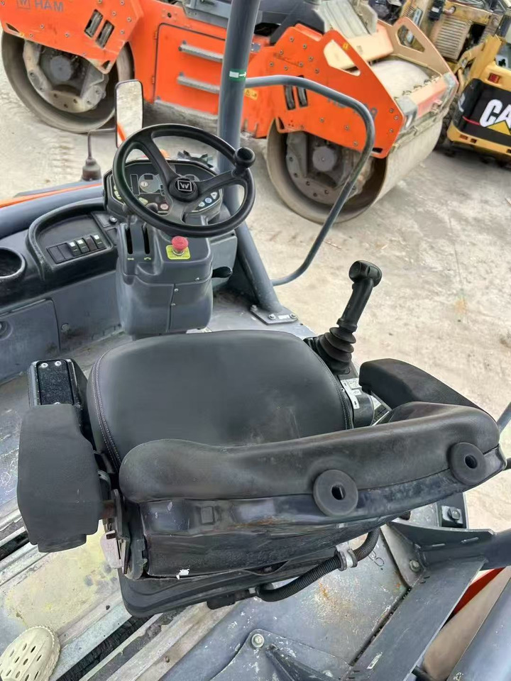 HAMM HD90 - Compacteur: photos 2 HAMM HD90 - Compacteur: photos 2