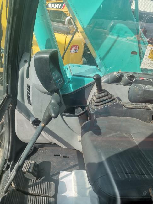 Kobelco SK140 - Pelle sur chenille: photos 5 Kobelco SK140 - Pelle sur chenille: photos 5