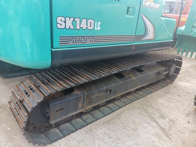 Kobelco SK140 - Pelle sur chenille: photos 3 Kobelco SK140 - Pelle sur chenille: photos 3