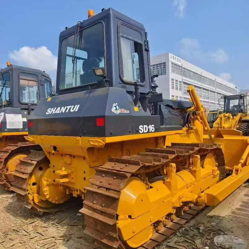Shantui SD16 - Bulldozer: photos 1 Shantui SD16 - Bulldozer: photos 1
