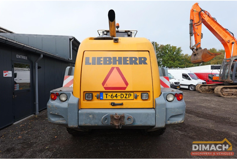Liebherr L556 Like new!! Airco, quick coupler, skeleton bucket with teeths - Chargeuse: photos 3 Liebherr L556 Like new!! Airco, quick coupler, skeleton bucket with teeths - Chargeuse: photos 3