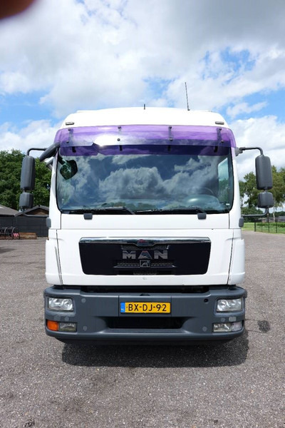 MAN TGM 12.290 wissellaadbak laadklep -loadlift - BDF - Camion fourgon: photos 3 MAN TGM 12.290 wissellaadbak laadklep -loadlift - BDF - Camion fourgon: photos 3