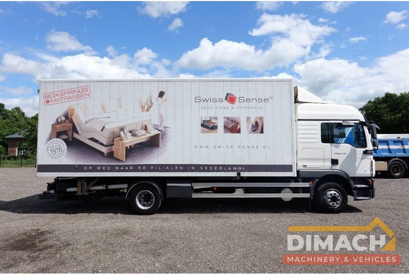MAN TGM 12.290 wissellaadbak laadklep -loadlift MAN TGM met renova wissel laaldbak systeem ( BDF ) airco TOP !!verhuiswagen - Camion fourgon: photos 2 MAN TGM 12.290 wissellaadbak laadklep -loadlift MAN TGM met renova wissel laaldbak systeem ( BDF ) airco TOP !!verhuiswagen - Camion fourgon: photos 2