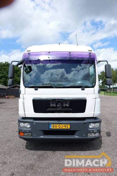 MAN TGM 12.290 wissellaadbak laadklep -loadlift MAN TGM met renova wissel laaldbak systeem ( BDF ) airco TOP !!verhuiswagen - Camion fourgon: photos 3 MAN TGM 12.290 wissellaadbak laadklep -loadlift MAN TGM met renova wissel laaldbak systeem ( BDF ) airco TOP !!verhuiswagen - Camion fourgon: photos 3