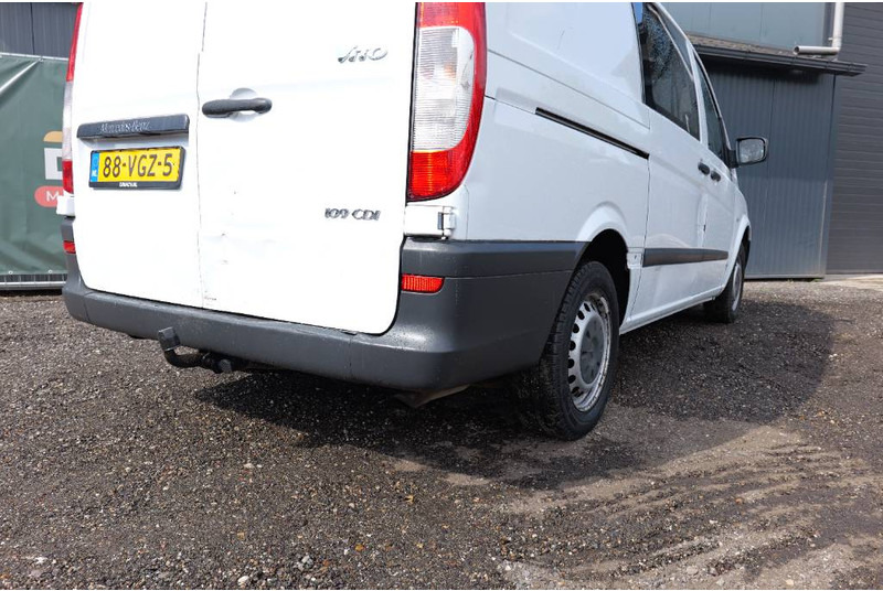 Mercedes-Benz Vito 109 CDI L2H1 low km 5 seats / person - Fourgonnette: photos 2 Mercedes-Benz Vito 109 CDI L2H1 low km 5 seats / person - Fourgonnette: photos 2