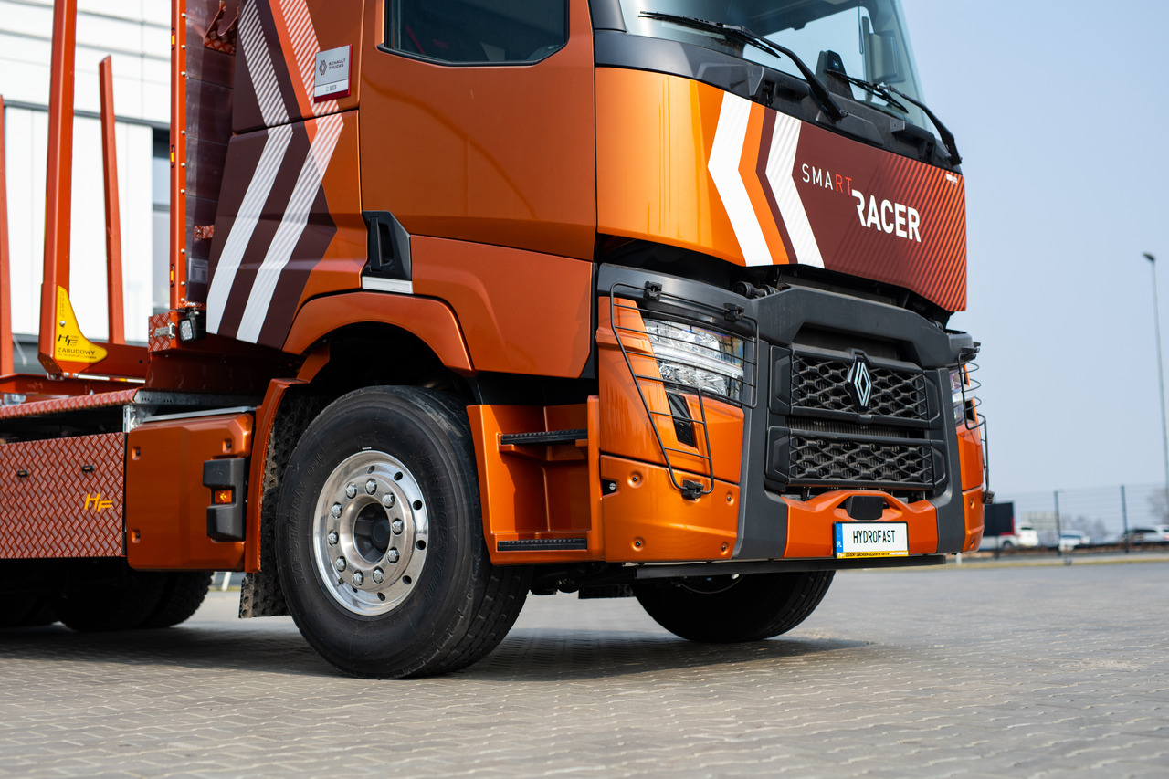 RENAULT TRUCKS C P6X4 Zabudowa do transportu drewna / Timber transport truck / Holztransportwagen/Camion de transport lemn - Camion grumier, Camion électrique: photos 2 RENAULT TRUCKS C P6X4 Zabudowa do transportu drewna / Timber transport truck / Holztransportwagen/Camion de transport lemn - Camion grumier, Camion électrique: photos 2