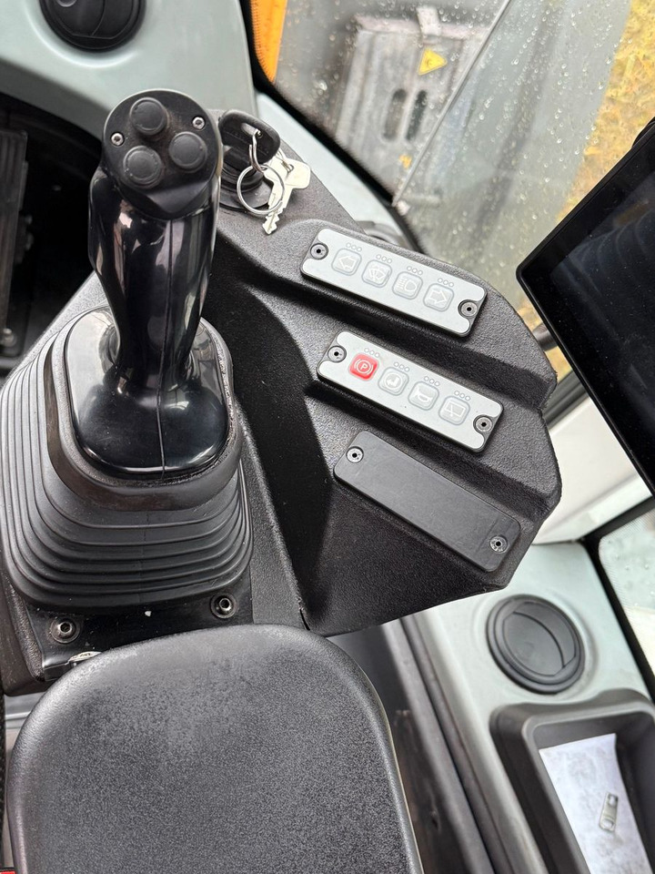 Chargeuse sur pneus Liebherr L 566 X POWER/ BJ 2022: photos 11