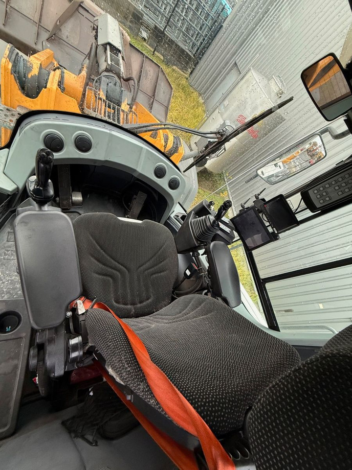 Chargeuse sur pneus Liebherr L 566 X POWER/ BJ 2022: photos 9