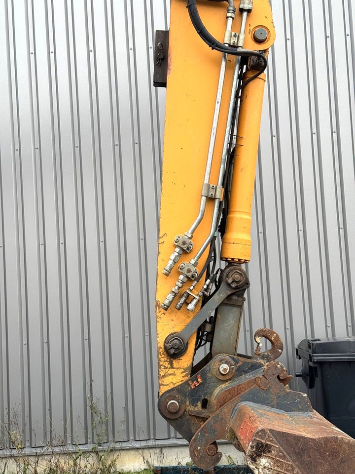 Liebherr R904C HDSL - Pelle sur chenille: photos 5 Liebherr R904C HDSL - Pelle sur chenille: photos 5