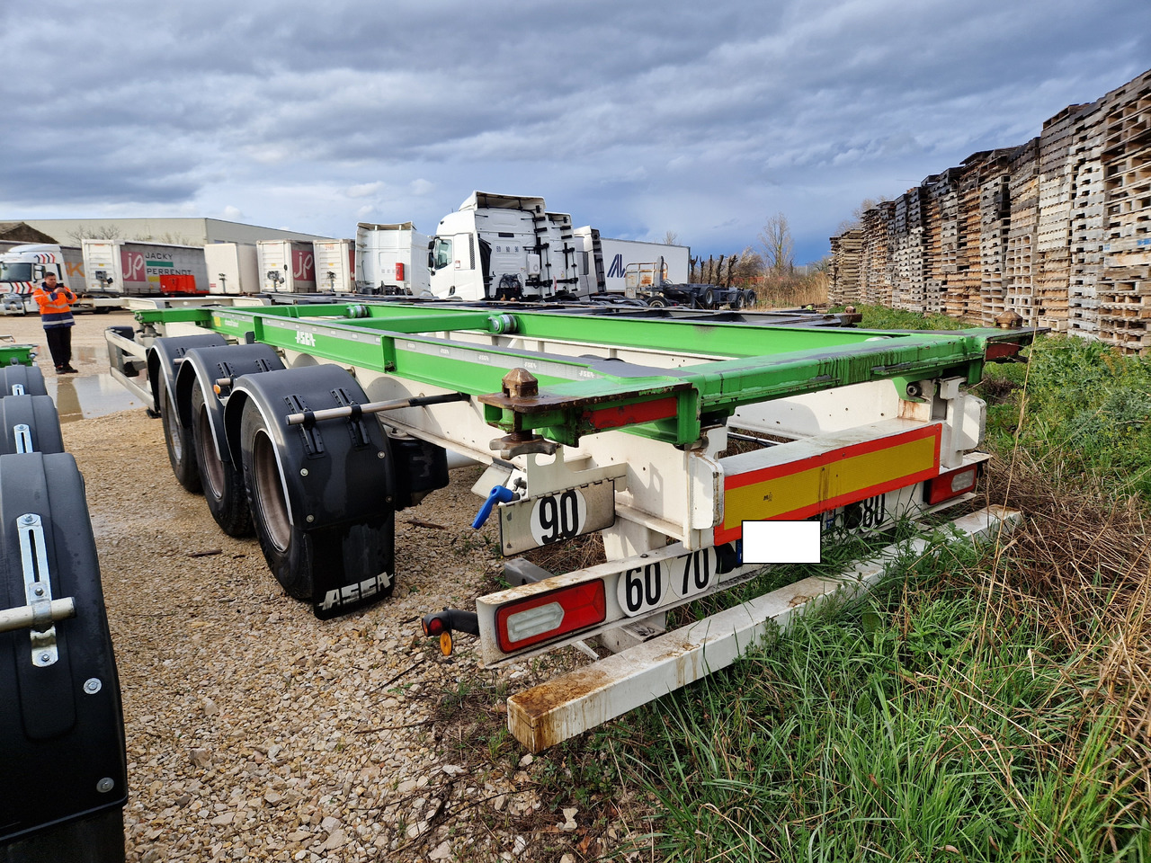 ASCA - Semi-remorque porte-conteneur/ Caisse mobile: photos 2 ASCA - Semi-remorque porte-conteneur/ Caisse mobile: photos 2