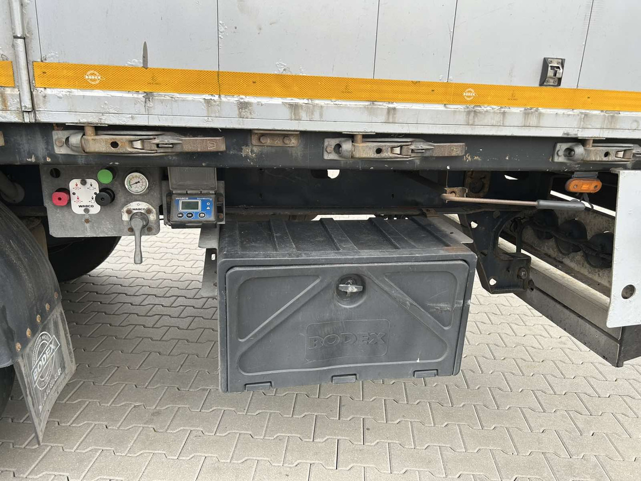 Semi-remorque à fond mouvant BODEX KIS 3F: photos 12