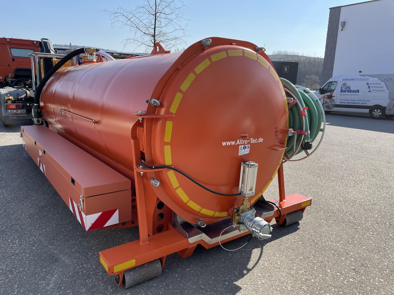 S-Vac 10m³ vacuum hook lifting roll-of container 10m³ - Benne ampliroll: photos 5 S-Vac 10m³ vacuum hook lifting roll-of container 10m³ - Benne ampliroll: photos 5