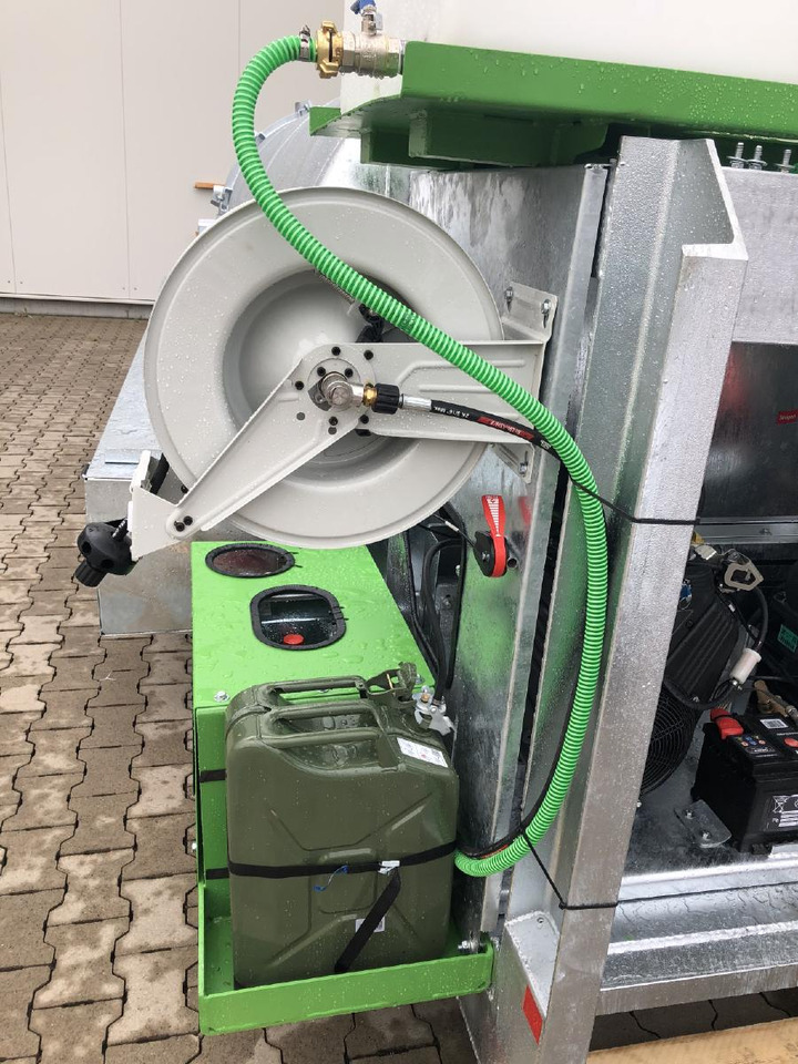 S-Vac 10m³ vacuum hook lifting roll-of container 10m³ - Benne ampliroll: photos 2 S-Vac 10m³ vacuum hook lifting roll-of container 10m³ - Benne ampliroll: photos 2