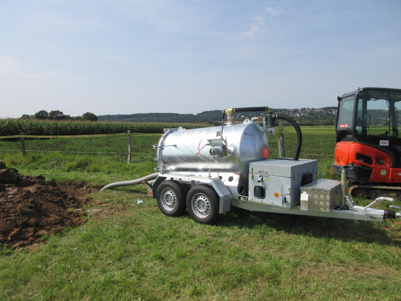 Vacuum system1500l / M-Vac 1500 - Camion hydrocureur: photos 3 Vacuum system1500l / M-Vac 1500 - Camion hydrocureur: photos 3
