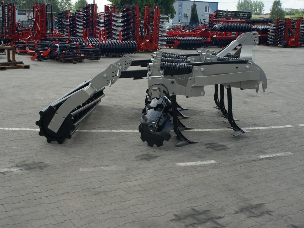 ROLEX Flügelschargrubber / Stubble cultivator / Dechaumeur à dents / Aratri stoppiatori / Стерневой культиватор / Agregat podorywkowy 3 m - crédit-bail ROLEX Flügelschargrubber / Stubble cultivator / Dechaumeur à dents / Aratri stoppiatori / Стерневой культиватор / Agregat podorywkowy 3 m: photos 9