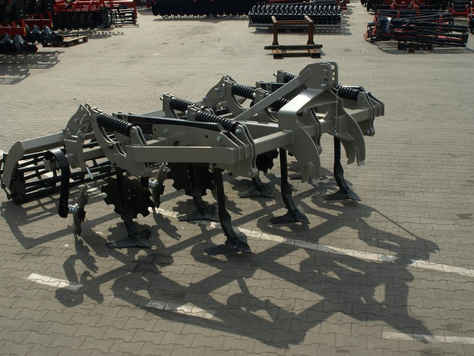 ROLEX Flügelschargrubber / Stubble cultivator / Dechaumeur à dents / Aratri stoppiatori / Стерневой культиватор / Agregat podorywkowy 3 m - crédit-bail ROLEX Flügelschargrubber / Stubble cultivator / Dechaumeur à dents / Aratri stoppiatori / Стерневой культиватор / Agregat podorywkowy 3 m: photos 7