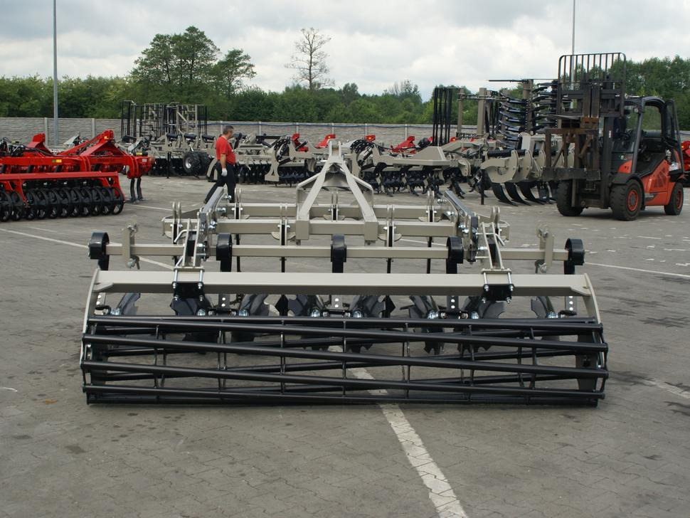 ROLEX Flügelschargrubber / Stubble cultivator / Dechaumeur à dents / Aratri stoppiatori / Стерневой культиватор / Agregat podorywkowy 3 m - crédit-bail ROLEX Flügelschargrubber / Stubble cultivator / Dechaumeur à dents / Aratri stoppiatori / Стерневой культиватор / Agregat podorywkowy 3 m: photos 13