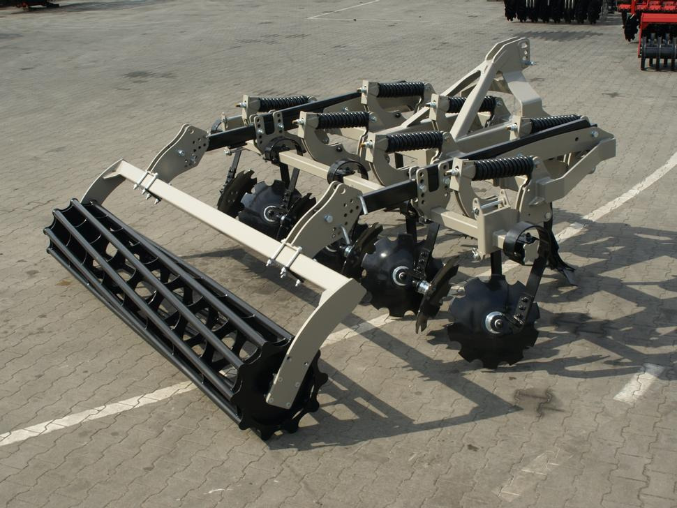 ROLEX Flügelschargrubber / Stubble cultivator / Dechaumeur à dents / Aratri stoppiatori / Стерневой культиватор / Agregat podorywkowy 3 m - crédit-bail ROLEX Flügelschargrubber / Stubble cultivator / Dechaumeur à dents / Aratri stoppiatori / Стерневой культиватор / Agregat podorywkowy 3 m: photos 12