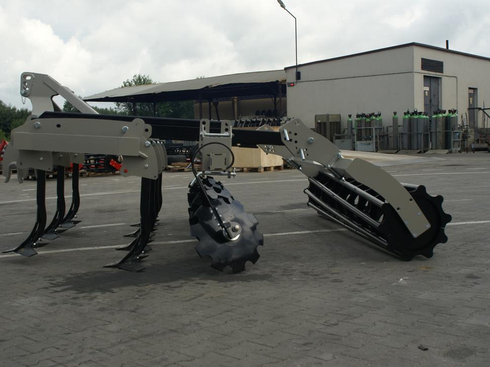 ROLEX Flügelschargrubber / Stubble cultivator / Dechaumeur à dents / Aratri stoppiatori / Стерневой культиватор / Agregat podorywkowy 3 m - crédit-bail ROLEX Flügelschargrubber / Stubble cultivator / Dechaumeur à dents / Aratri stoppiatori / Стерневой культиватор / Agregat podorywkowy 3 m: photos 17