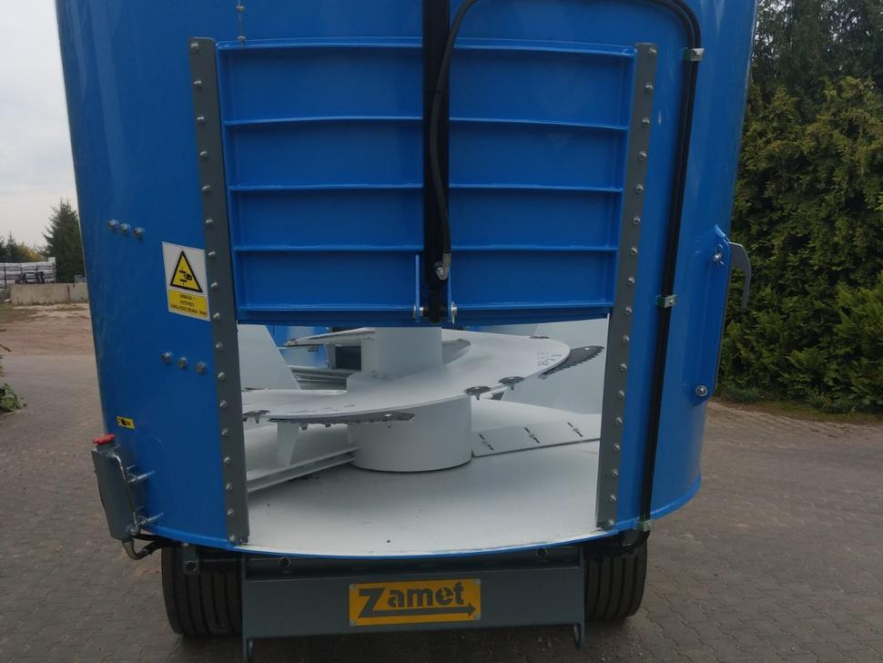 ZAMET Futtermischwagen / Feed mixer / Melangeuse / Carro miscelatore / Vagoneta de alimentación /Кормораздатчик / Wóz paszowy 16 m3 - Mélangeuse: photos 5 ZAMET Futtermischwagen / Feed mixer / Melangeuse / Carro miscelatore / Vagoneta de alimentación /Кормораздатчик / Wóz paszowy 16 m3 - Mélangeuse: photos 5