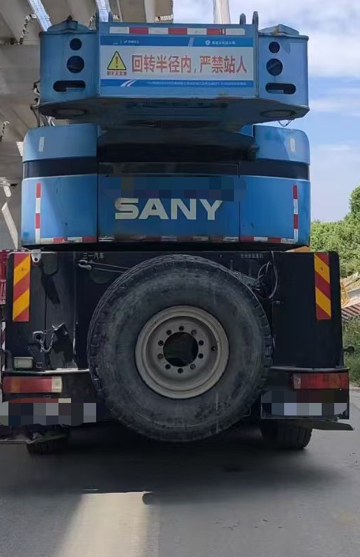 SANY SAC3000 - Grue tout-terrain: photos 3 SANY SAC3000 - Grue tout-terrain: photos 3