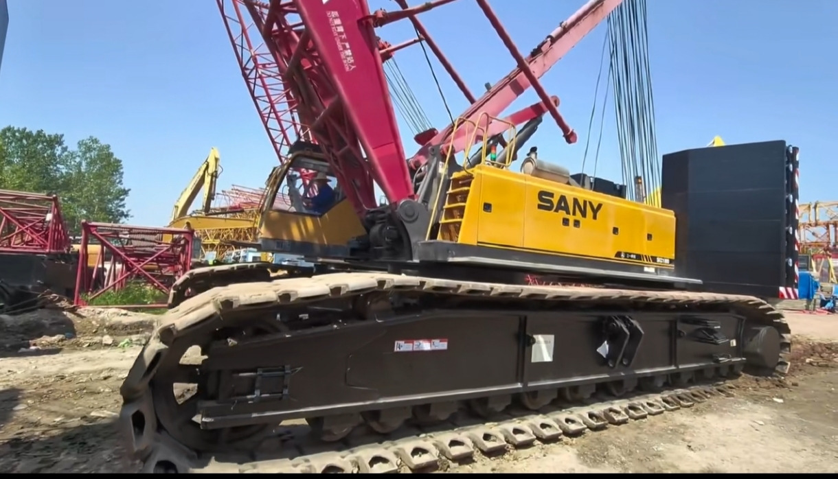 Grue sur chenilles SANY SCC180: photos 1