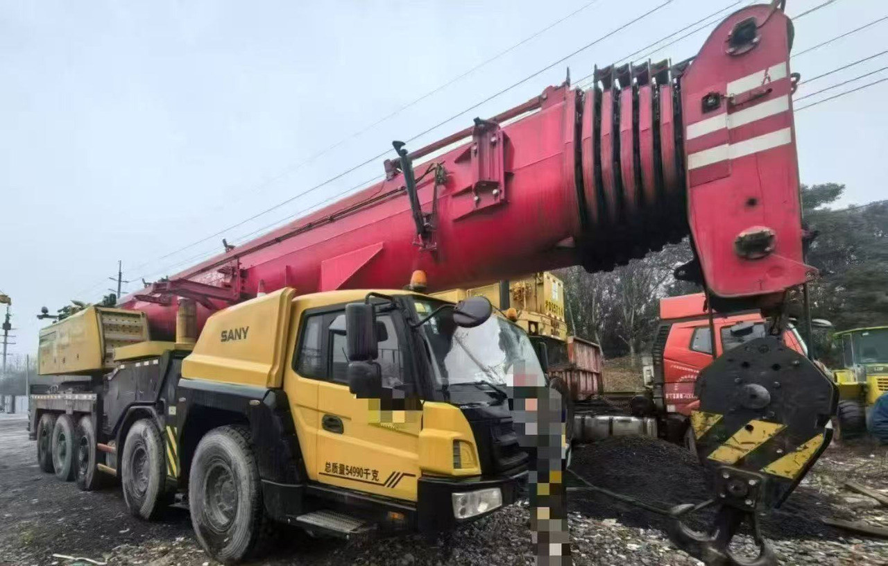 SANY STC1000T7 - Grue mobile: photos 3 SANY STC1000T7 - Grue mobile: photos 3