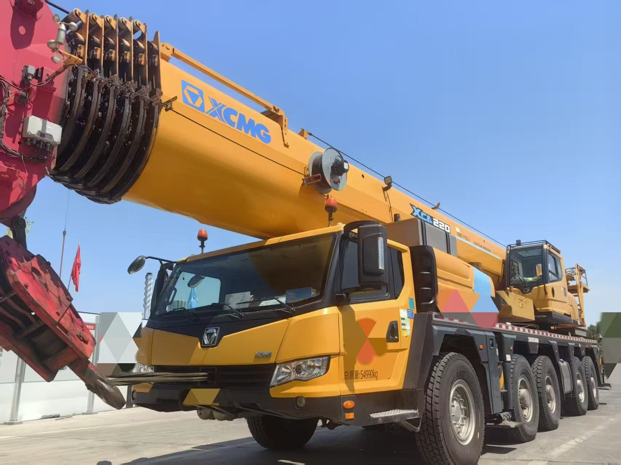 XCMG XCA130L7C - Grue tout-terrain: photos 1 XCMG XCA130L7C - Grue tout-terrain: photos 1