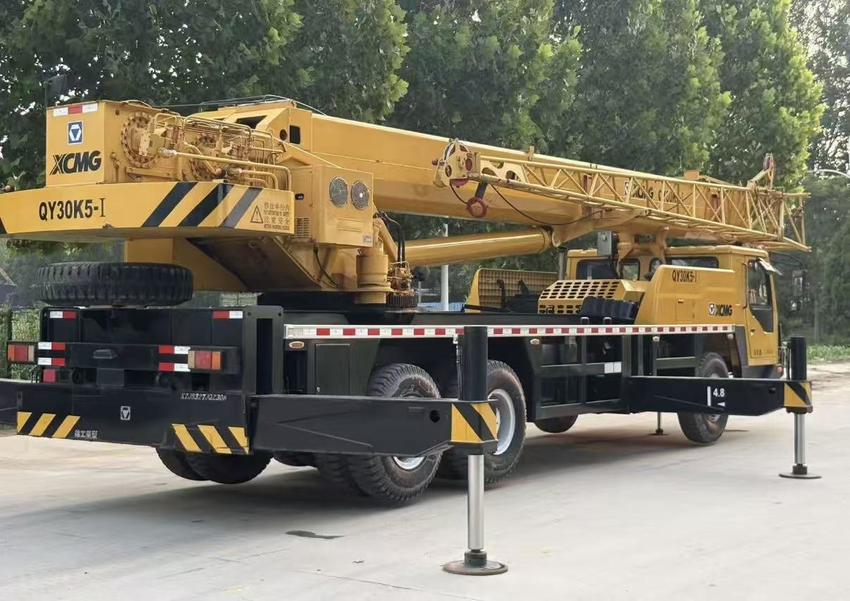 XCMG XCT30L5 - Grue mobile: photos 5 XCMG XCT30L5 - Grue mobile: photos 5