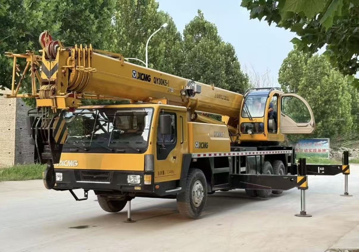 XCMG XCT30L5 - Grue mobile: photos 1 XCMG XCT30L5 - Grue mobile: photos 1