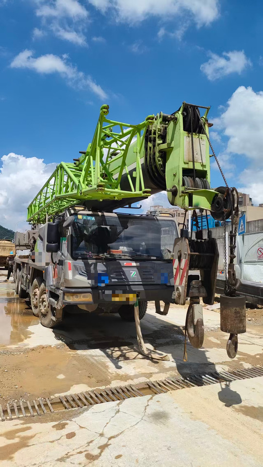 ZOOMLION ZOOMLION ZOOMLION - Grue mobile: photos 3 ZOOMLION ZOOMLION ZOOMLION - Grue mobile: photos 3