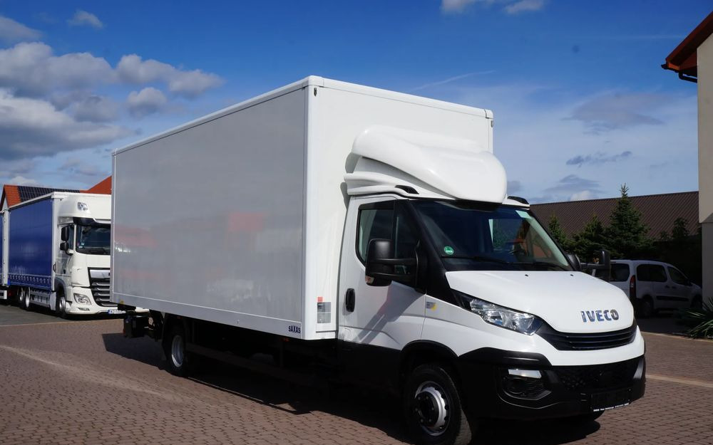 Iveco DAILY 72c18 Automat HI-MATIC Kontener 6 m 117 tys km Wzorowy Stan - Camion fourgon: photos 1 Iveco DAILY 72c18 Automat HI-MATIC Kontener 6 m 117 tys km Wzorowy Stan - Camion fourgon: photos 1