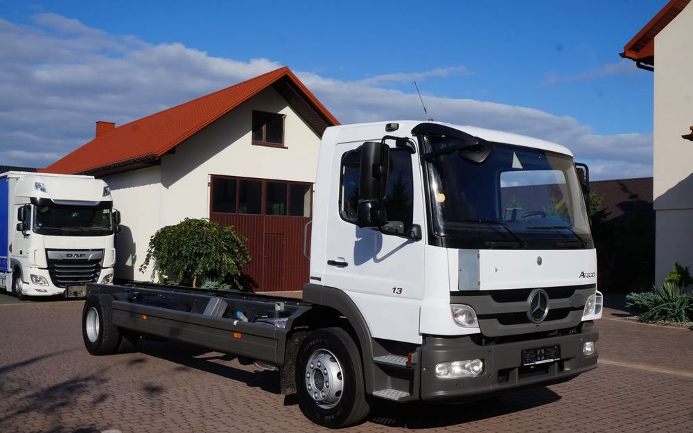 Mercedes-Benz ATEGO 1318 EURO 5 RAMA DO ZABUDOWY MANUAL 1322 - Châssis cabine: photos 2 Mercedes-Benz ATEGO 1318 EURO 5 RAMA DO ZABUDOWY MANUAL 1322 - Châssis cabine: photos 2