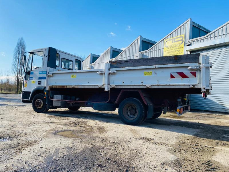 IVECO 75E14 CAMION BENNE 7,5T (NET DE TVA) - Camion benne: photos 4 IVECO 75E14 CAMION BENNE 7,5T (NET DE TVA) - Camion benne: photos 4