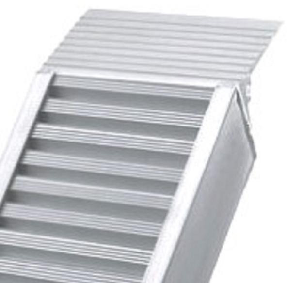 RAMPES ALUMINIUM RAMPE DE CHARGEMENT 1 METRE 7T - Rampe de chargement: photos 2 RAMPES ALUMINIUM RAMPE DE CHARGEMENT 1 METRE 7T - Rampe de chargement: photos 2