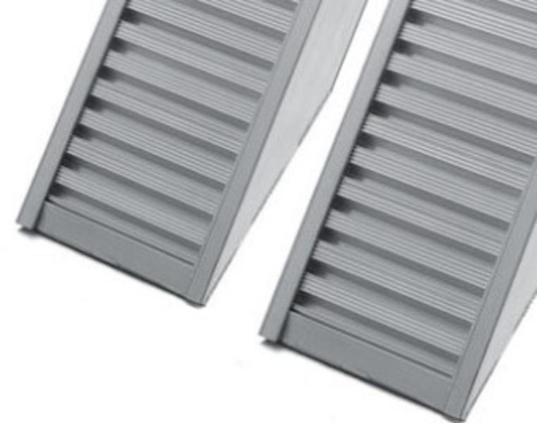 RAMPES ALUMINIUM RAMPE DE CHARGEMENT 1 METRE 7T - Rampe de chargement: photos 3 RAMPES ALUMINIUM RAMPE DE CHARGEMENT 1 METRE 7T - Rampe de chargement: photos 3