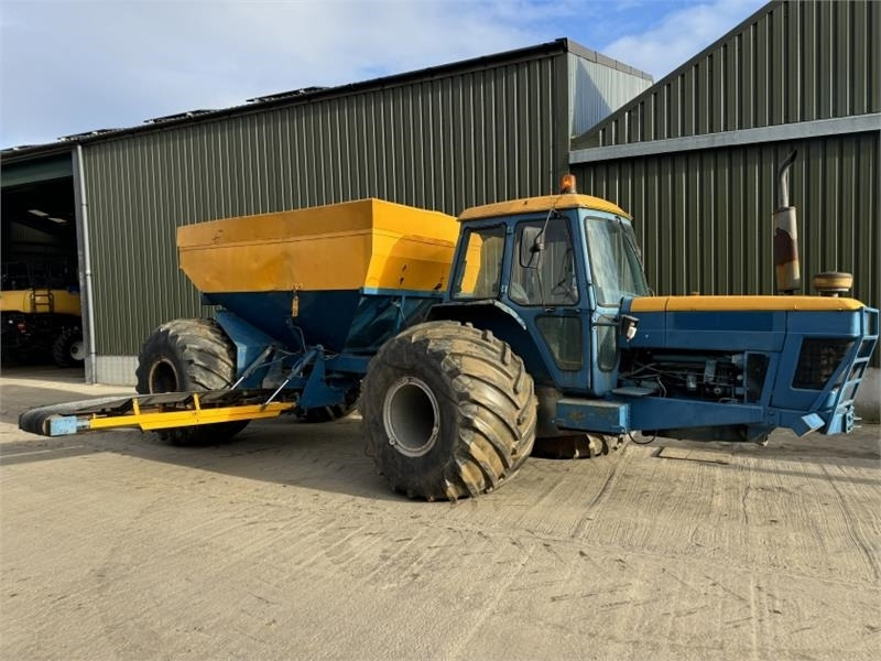 Ford 8210 Self Propelled Gravel Cart - Tracteur agricole: photos 5 Ford 8210 Self Propelled Gravel Cart - Tracteur agricole: photos 5