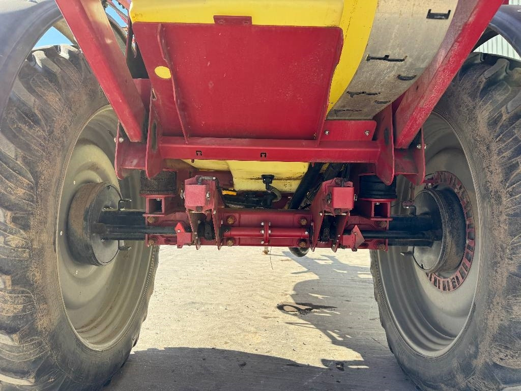 Hardi Navigator 3000L 24m - Pulvérisateur traîné: photos 4 Hardi Navigator 3000L 24m - Pulvérisateur traîné: photos 4