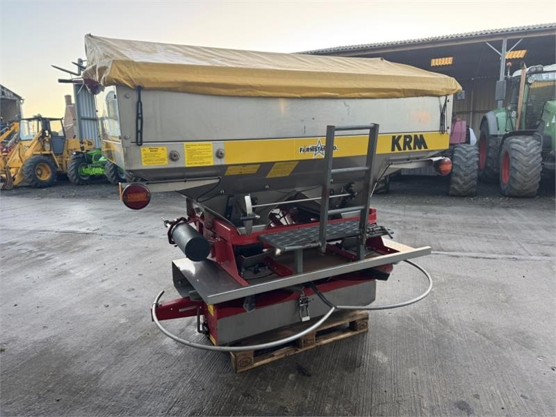 Krm F2 3000 Fert Spreader - Distributeur d'engrais: photos 5 Krm F2 3000 Fert Spreader - Distributeur d'engrais: photos 5