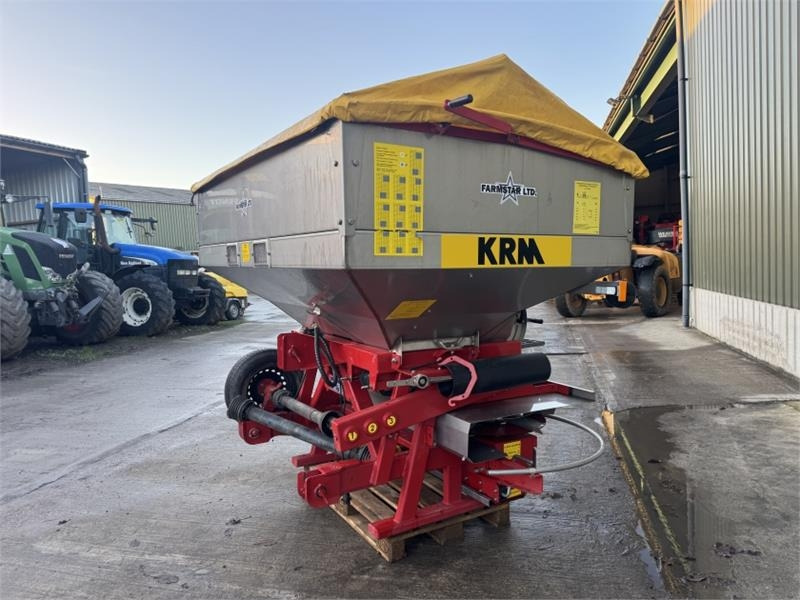 Krm F2 3000 Fert Spreader - Distributeur d'engrais: photos 3 Krm F2 3000 Fert Spreader - Distributeur d'engrais: photos 3