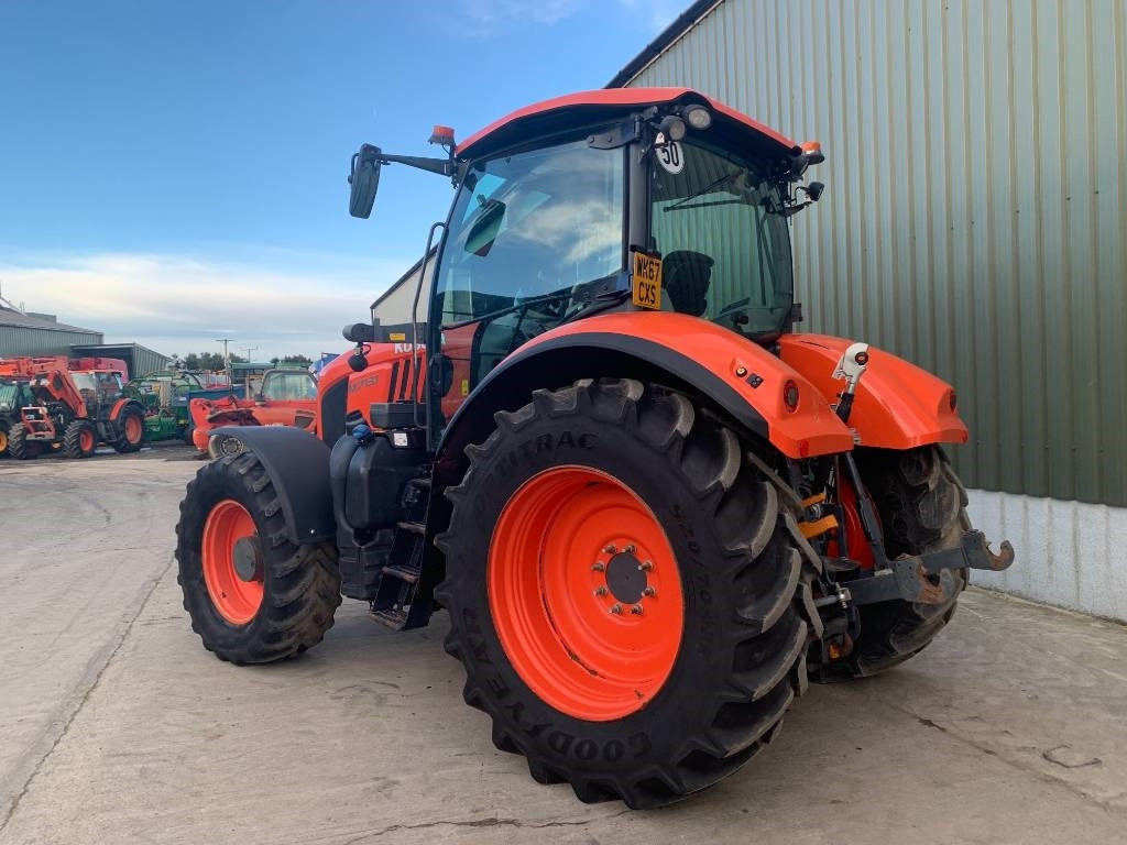 Kubota M 7131 - Tracteur agricole: photos 3 Kubota M 7131 - Tracteur agricole: photos 3