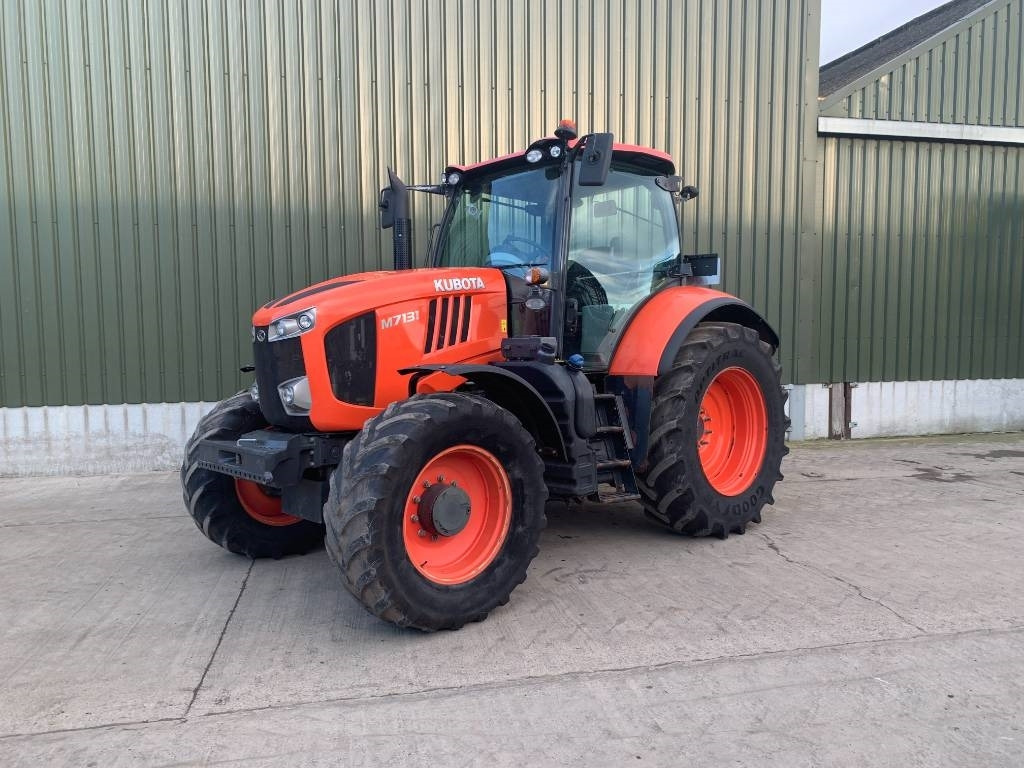 Kubota M 7131 - Tracteur agricole: photos 2 Kubota M 7131 - Tracteur agricole: photos 2
